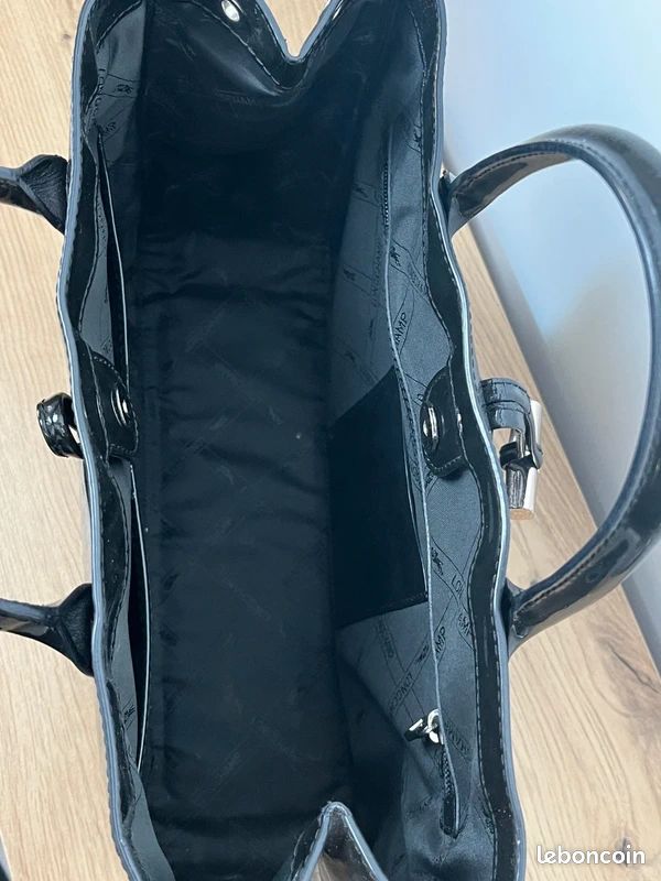 Longchamp Roseau 808 - Sac à main cabas porté épaule ou bandoulière en cuir vernis noir (image 4)