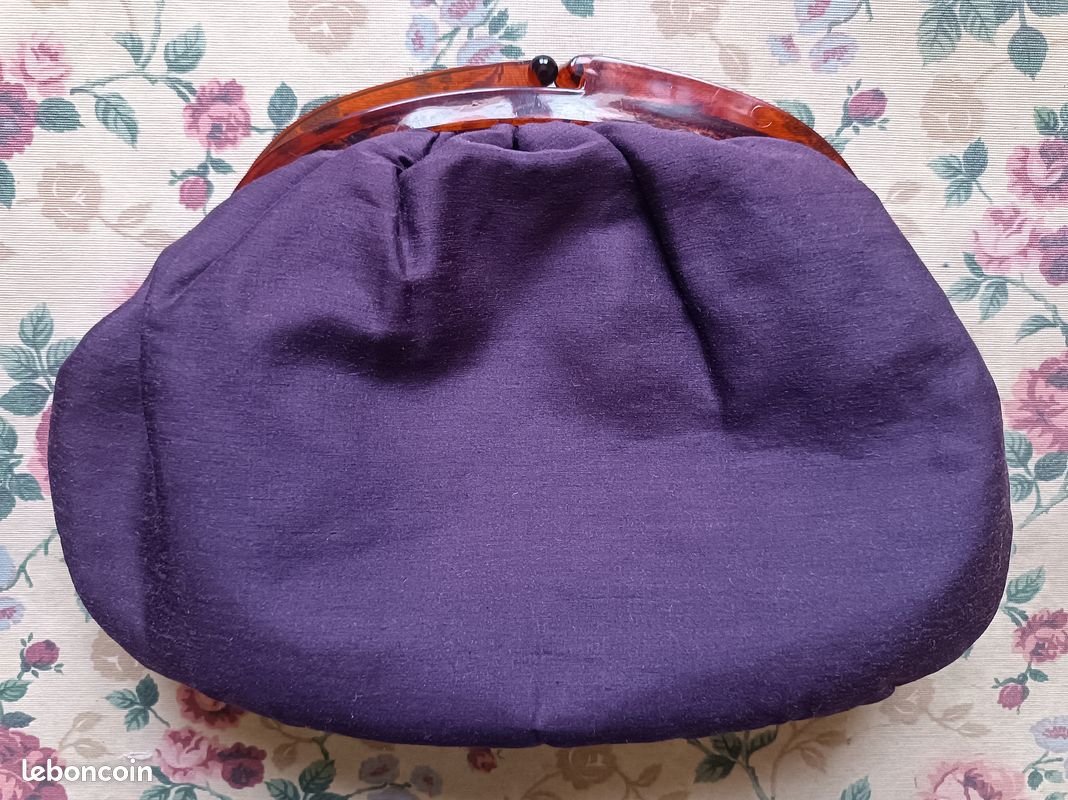 Sac à main vintage au charme irrésistible (image 8)