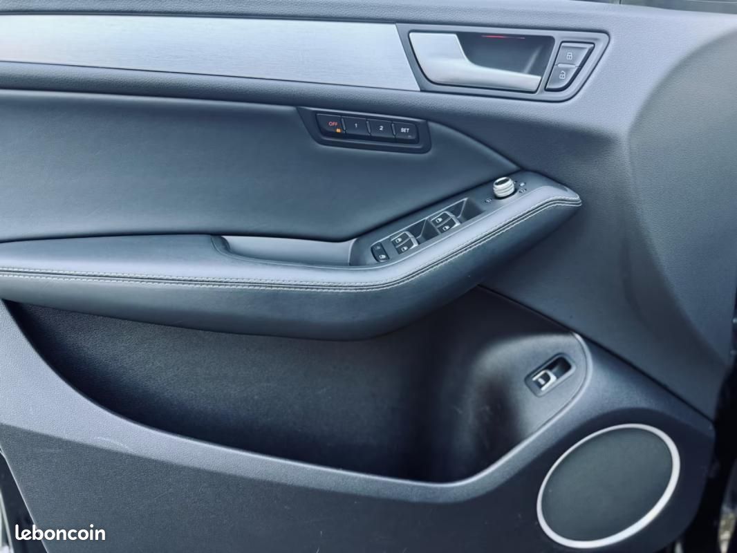 Audi SQ5 3.0 TDI Tiptronic Quattro 313ch - Toit ouvrant Carplay Pneus toutes saisons Révision com... (image 16)