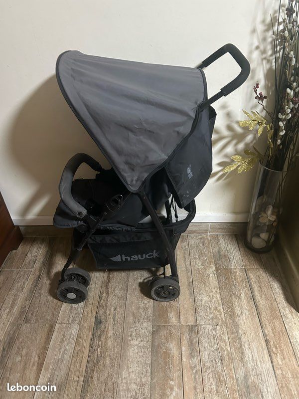 Poussette pour bébé (image 1)