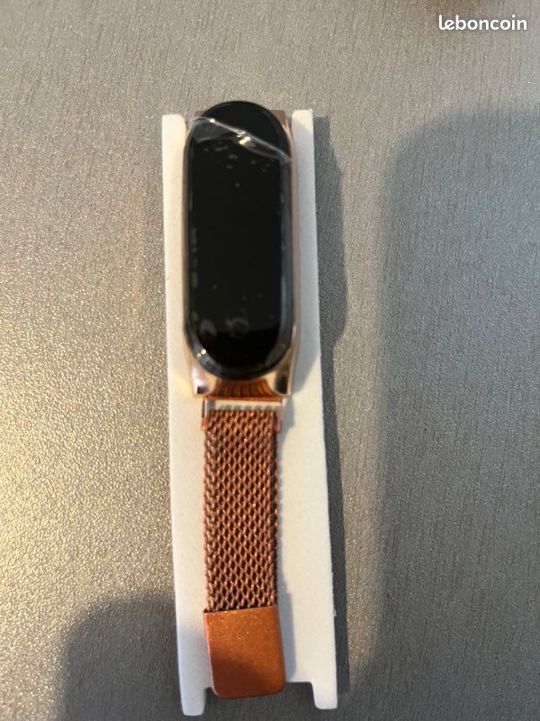 Montre bracelet magnétique LED femme (image 2)