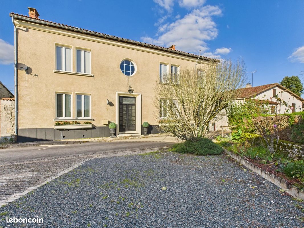 Maison 6 pièces 105 m² (image 1)