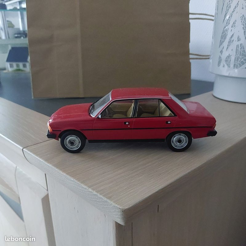 Voitures de Collection Miniatures Peugeot - Loisir & Miniature