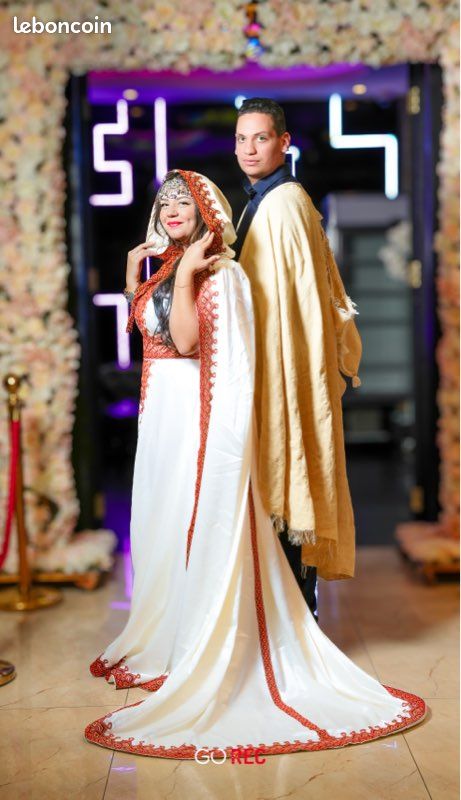 Robe Traditionnelle Kabyle - Taille L, Couleur Jaune, En Polyester, Occasion Très Bon État