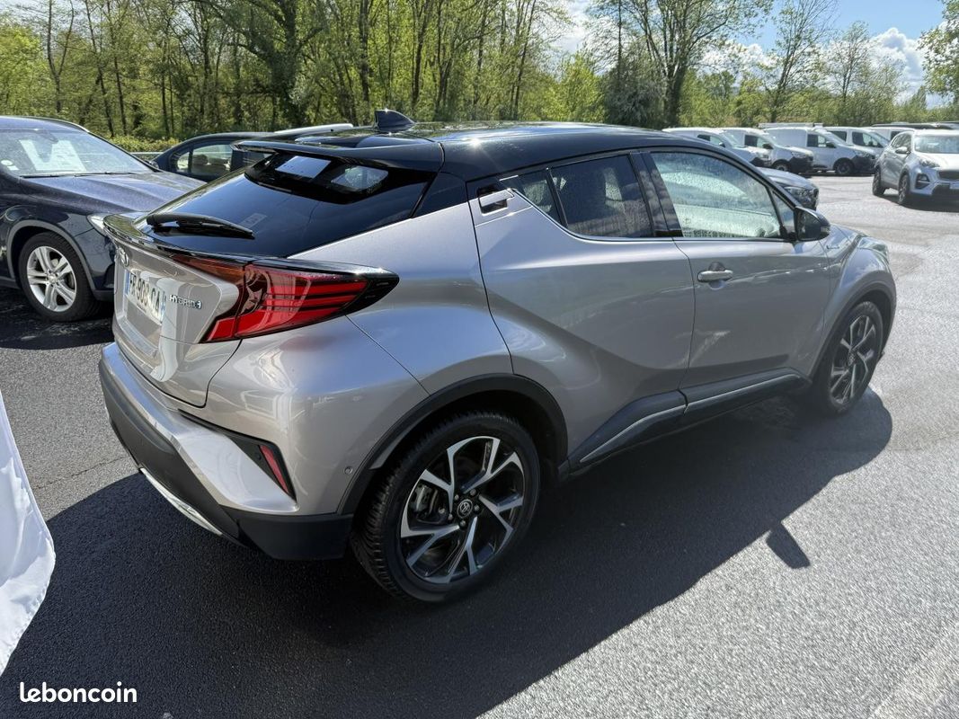 TOYOTA C-HR 2.0 Hybrid - BV e-CVT Collection GPS + CAMERA AR + CLIM (image 7)