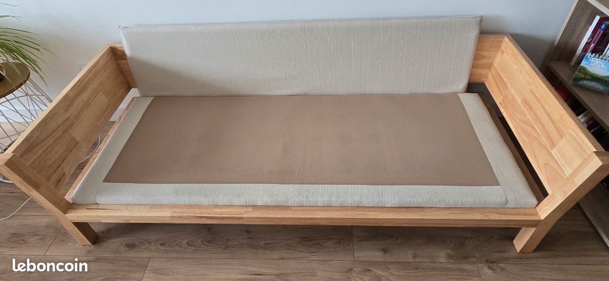Canapé scandinave déhoussable 3 places en tissu blanc crème et bois clair KYO (image 4)