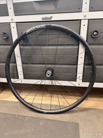 Boîtier De Pédalier Shimano DX (BB-M650) - NOS - 122,5 Mm, Carré, 68 Mm - VTT Années 90