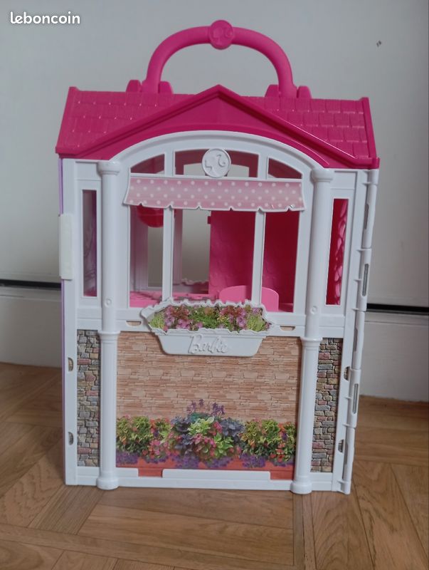 Maison barbie (image 1)