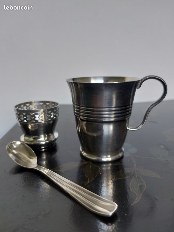 Petit Panier Ancien Métal Argenté /old Silver metal basket/old silver