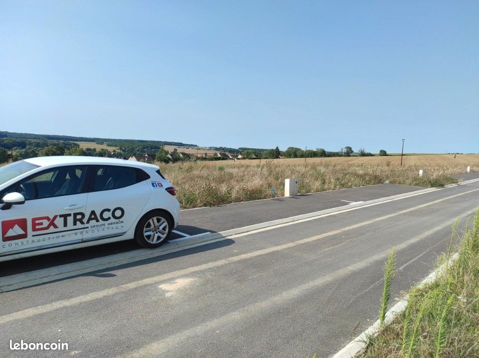 Terrain 646 m² · à Éragny-sur-Epte · 67 900 €