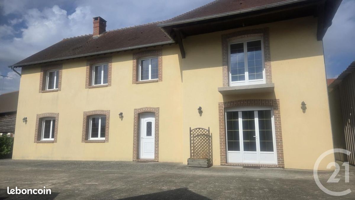 Maison 6 pièces 185 m² · à La Ferté-en-Ouche · 185 m² · 290 000 €