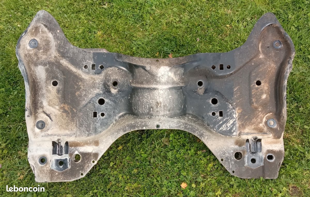 Berceau moteur Peugeot 206 (image 2)