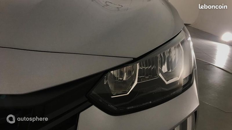 Peugeot 208 1.2 100ch S&S Style (image 17)