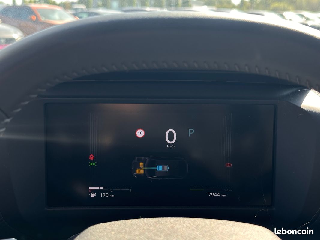 Citroen C4 1.2 HYBRIDE 145CH PLUS E-DCS6 (image 10)