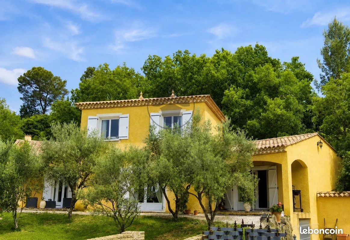 Maison 4 pièces 136 m² · à Moulès-Et-Baucels · 136 m² · 420 000 €