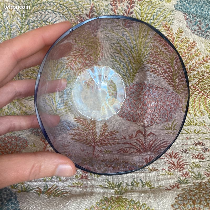 Coupelle rince doigt en cristal teinté mauve ancien, Lalique sûrement mais non signé (image 9)