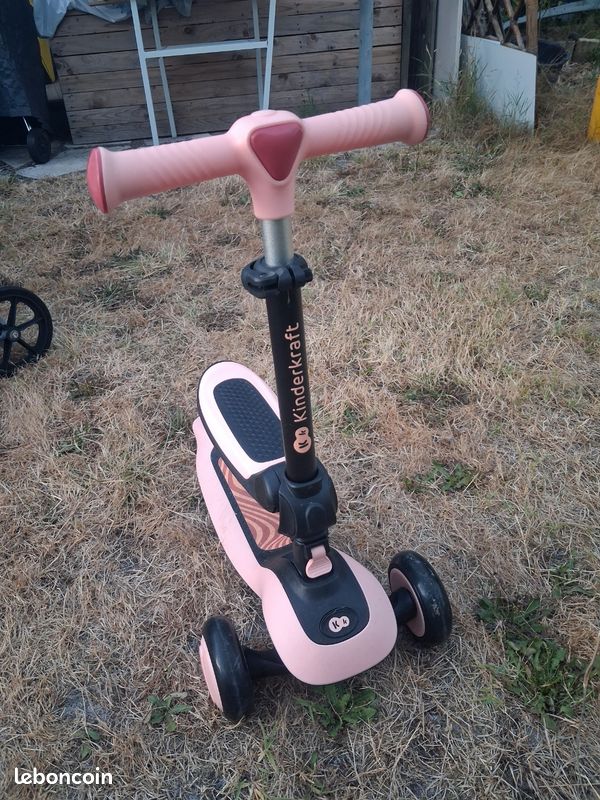 Draisienne et trotinette à roues Kinderkraft Vélos