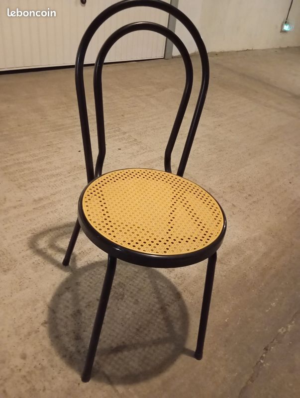 Chaises (image 1)