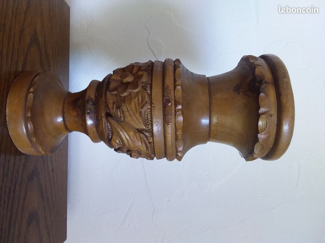 Vase en bois d'olivier sculpté à la main (image 2)