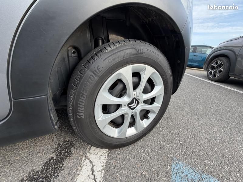 Citroen C3 1.5 BlueHDi 100 S&S Feel (image 24)