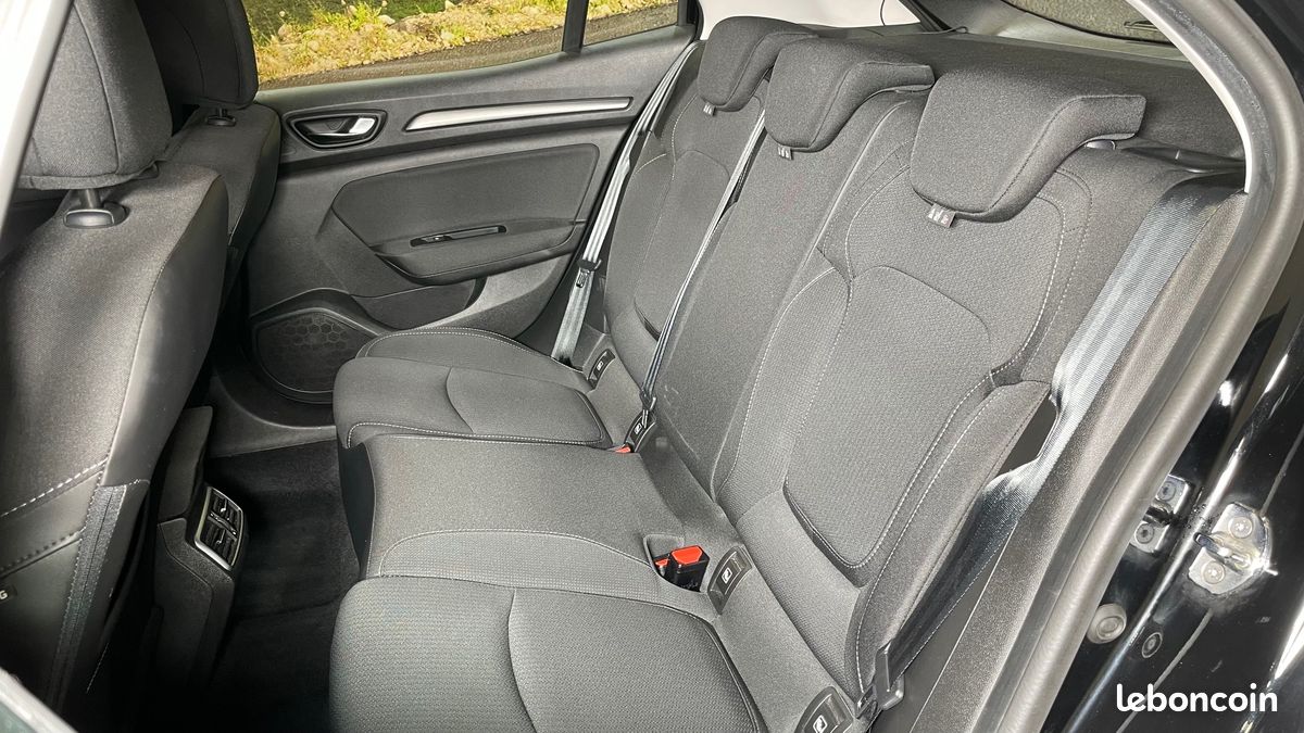 RENAULT MEGANE IV(2) 1.5 BLUE DCI 115ch BUSINESS EDC (image 4)