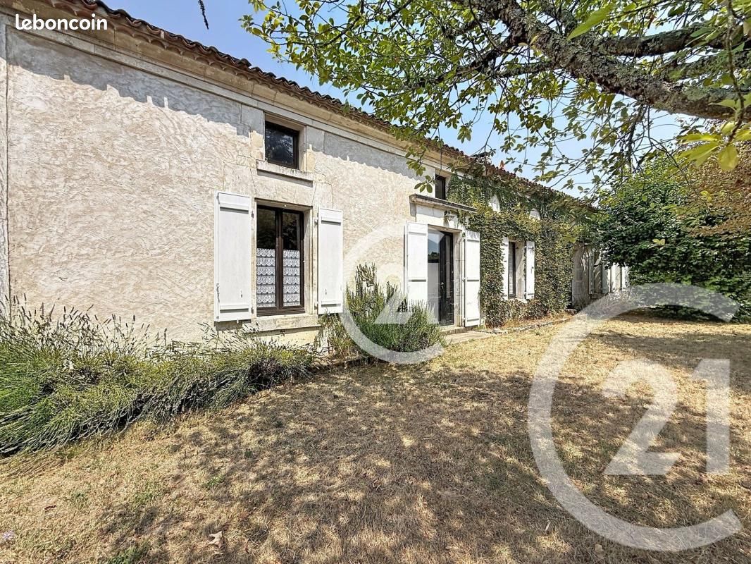 Maison 6 pièces 254 m² · à Mérignac · 254 m² · 283 500 €