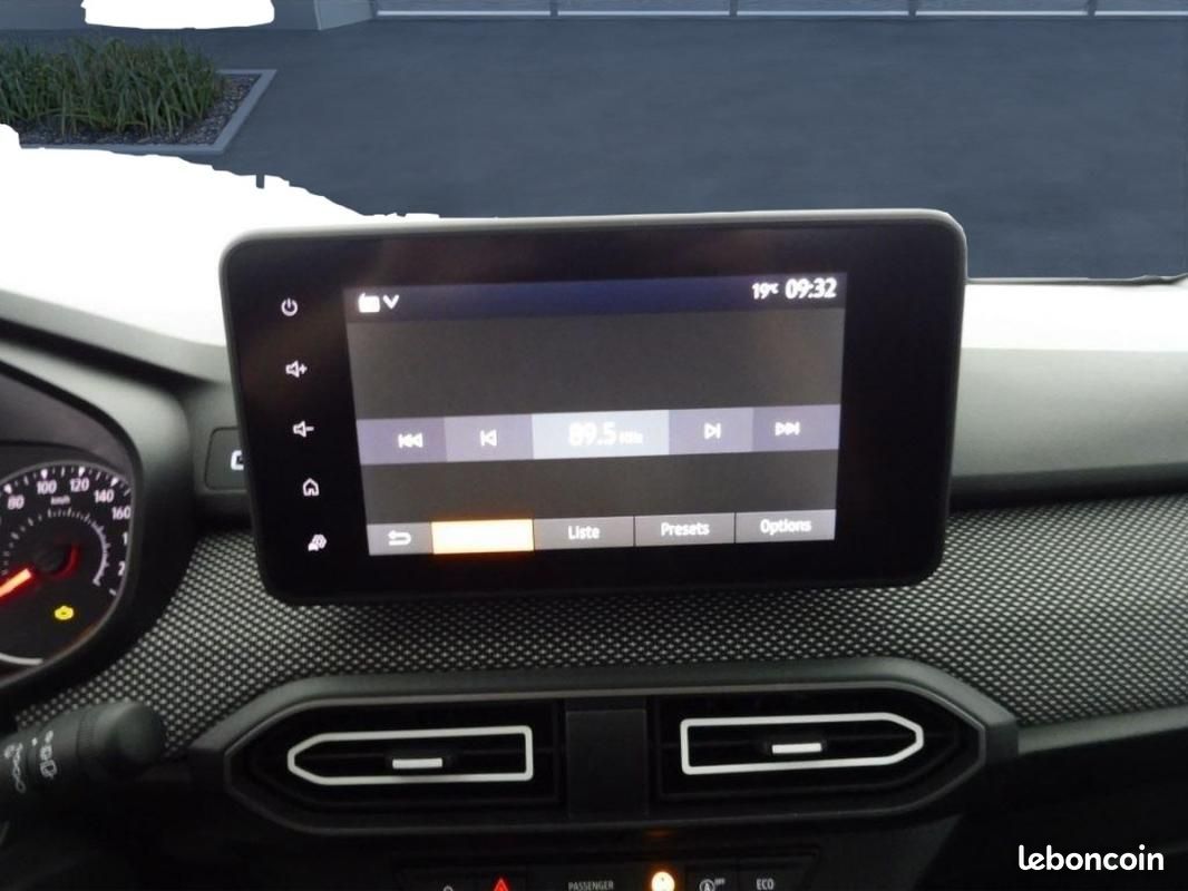 Dacia Jogger EXPRESSION 1.0 ECO-G 100CH 7 PLACES (image 6)