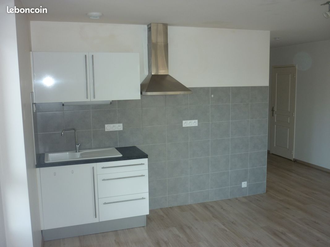 Appartement 2 pièces 43 m² · à Villefranche-de-Rouergue · 43 m² · 425 €