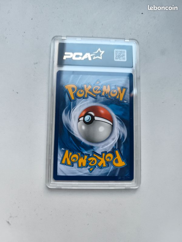 Carte gradée PCA 9,5 Carmadura Ex FA (125 Promo E&V 2024) (image 4)