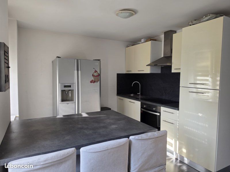 Appartement 4 pièces 100 m² · à Sochaux · 100 m² · 800 €/mois