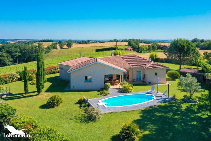 Villa 6 pièces 174 m²