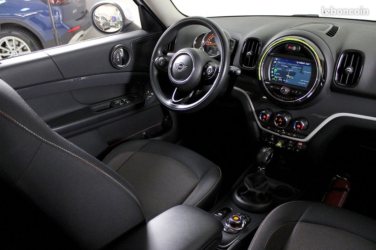 Mini COUNTRYMAN COOPER SE 136CH + 88CH BUSINESS ALL4 BVA (image 14)