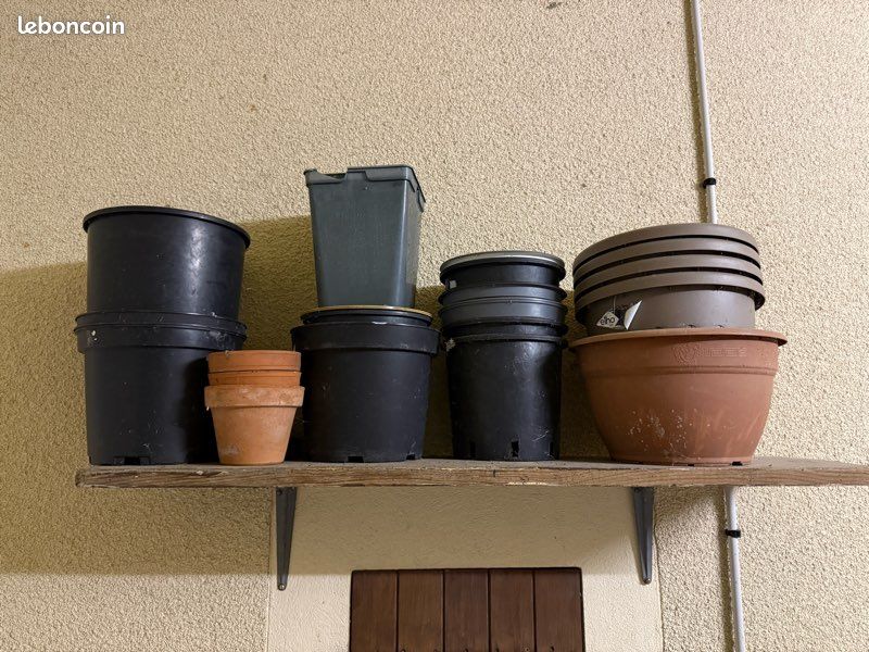 Donne pots de fleurs et jardinières (image 1)