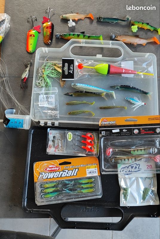 Kit De Pêche – 50 Hameçons Offset + 10 Leurres Souples, Avec Boîte, Pour Eau Douce Et Eau Salée