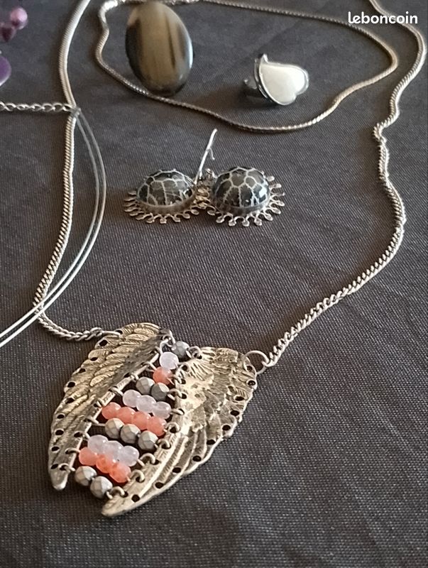 Lot de 10 bijoux fantaisie variés - Style Bohème, Ethnique & Romantique - Montres & Bijoux