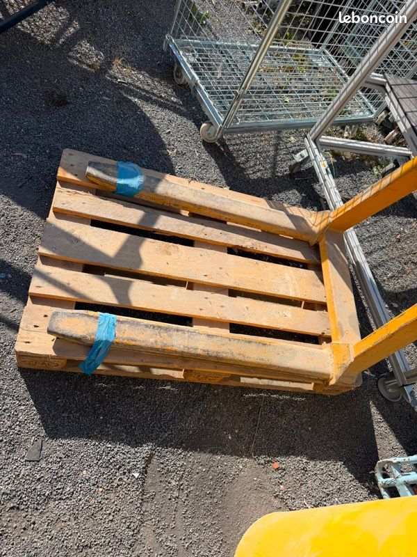 Lève-palettes / Palonnier de levage à fourches pour grue 1,5 T (image 2)