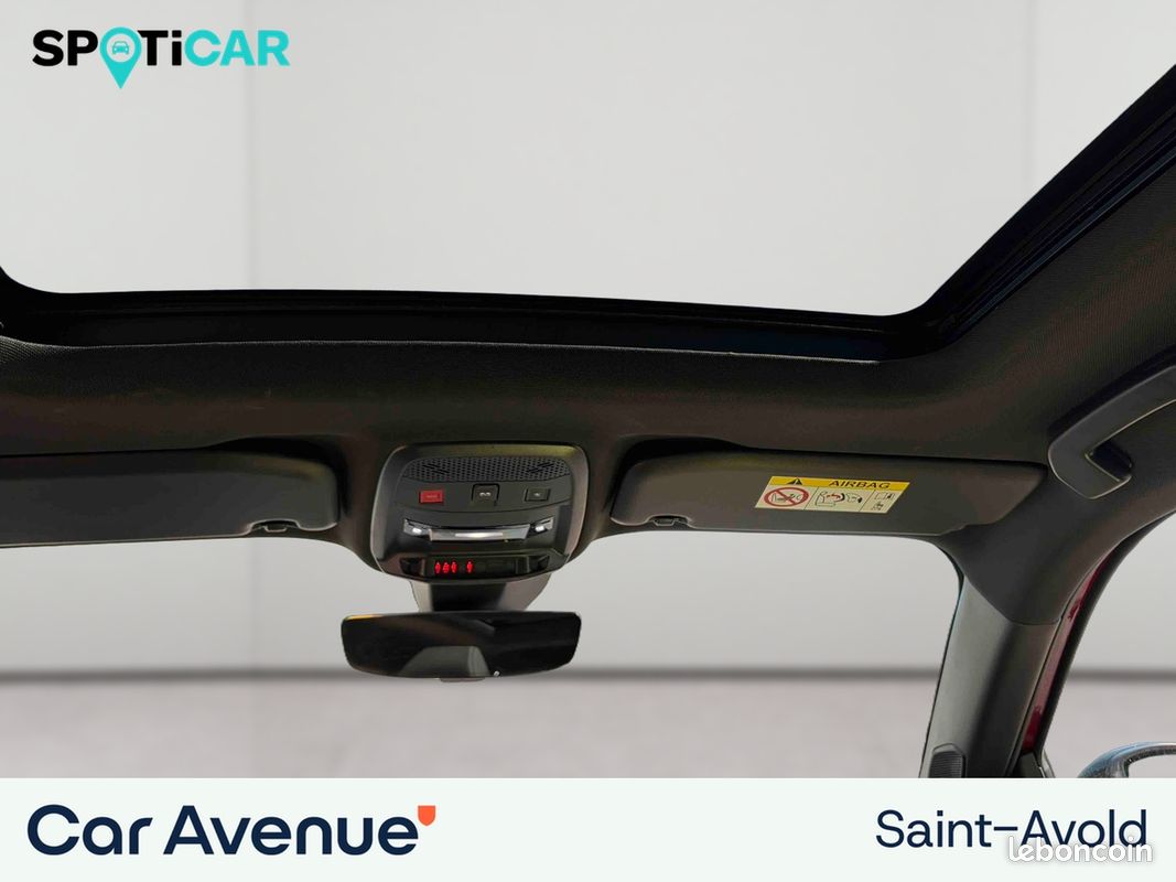 PEUGEOT 2008 PureTech 130 S&S BVM6 GT (image 33)