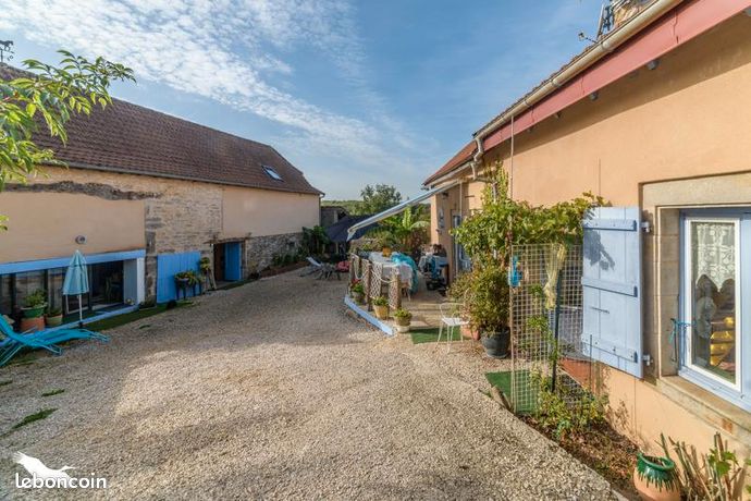 Ferme 4 pièces 95 m²