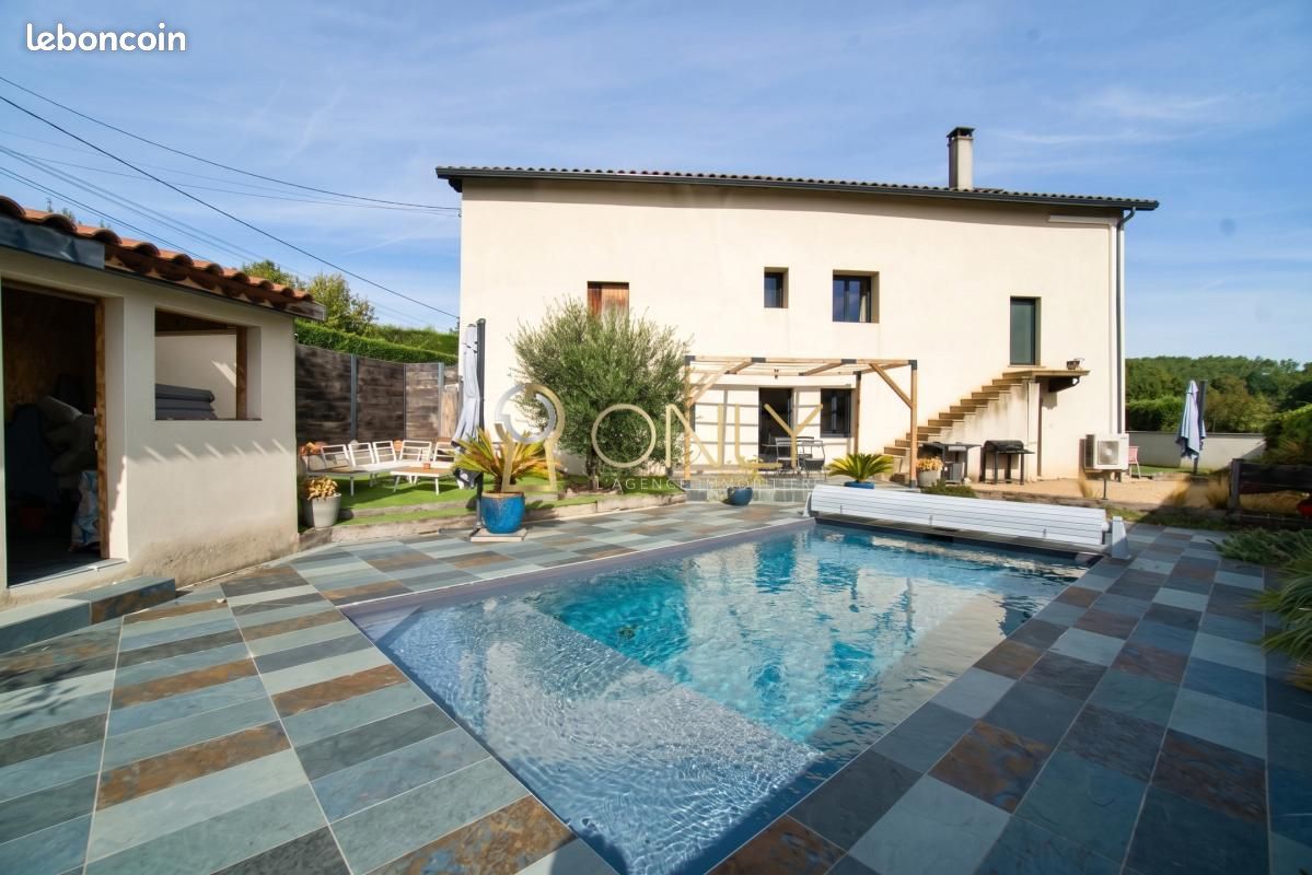 Maison 5 pièces 122 m² · à Saint-Didier-de-Formans · 122 m² · 465 000 €