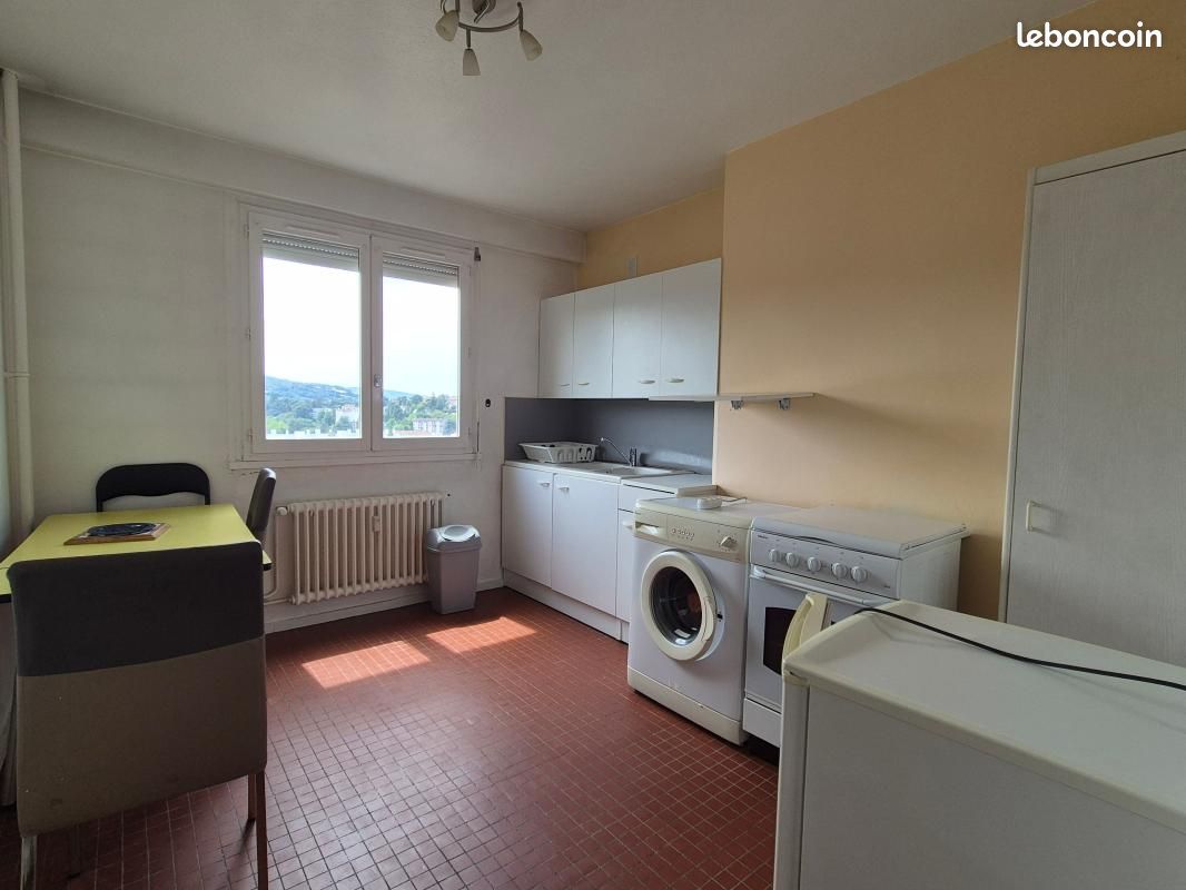 Appartement 1 pièce 33 m² · à Saint-Étienne · 33 m² · 50 000 €