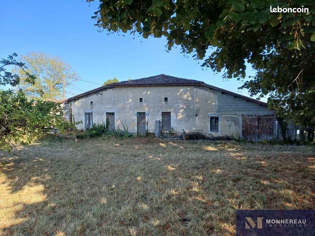 Maison 3 pièces 127 m² · à Saint-Ciers-Champagne · 127 m² · 45 200 €