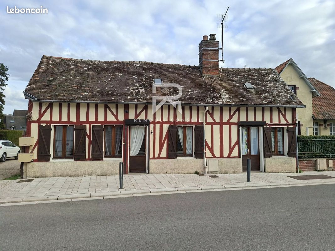 Maison 5 pièces 146 m² · à Beaumont-le-Roger · 146 m² · 136 000 €