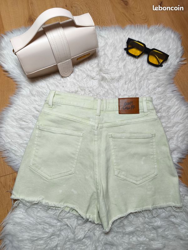 Short (image 5)