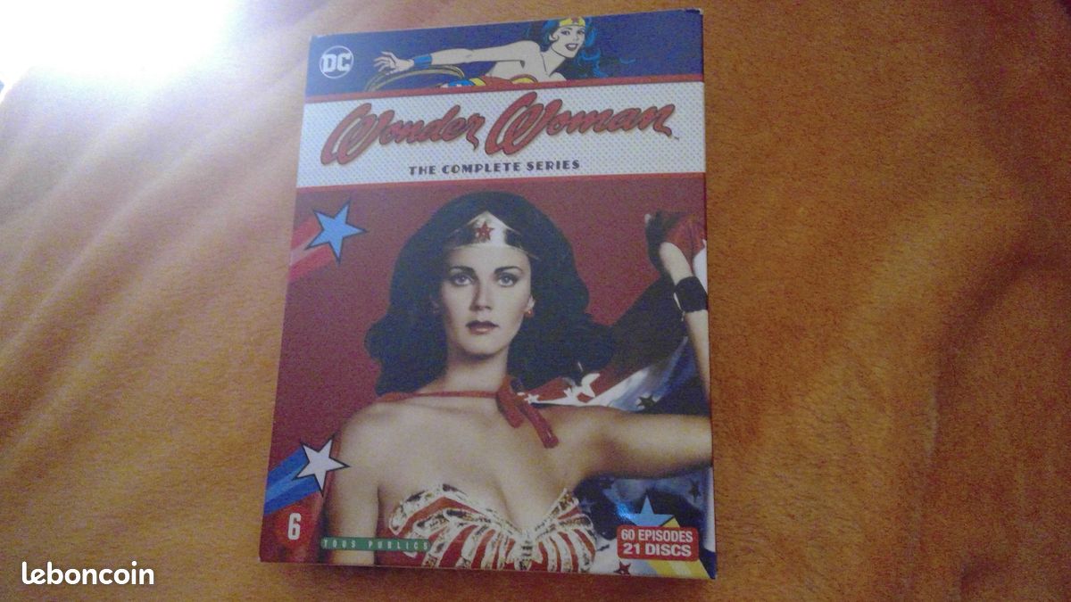 Dvd coffret wonder woman 60 episodes (image 1)