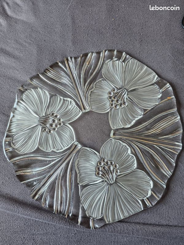 Plateau en verre (image 1)
