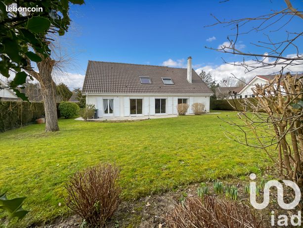 Maison 7 pièces 181 m²