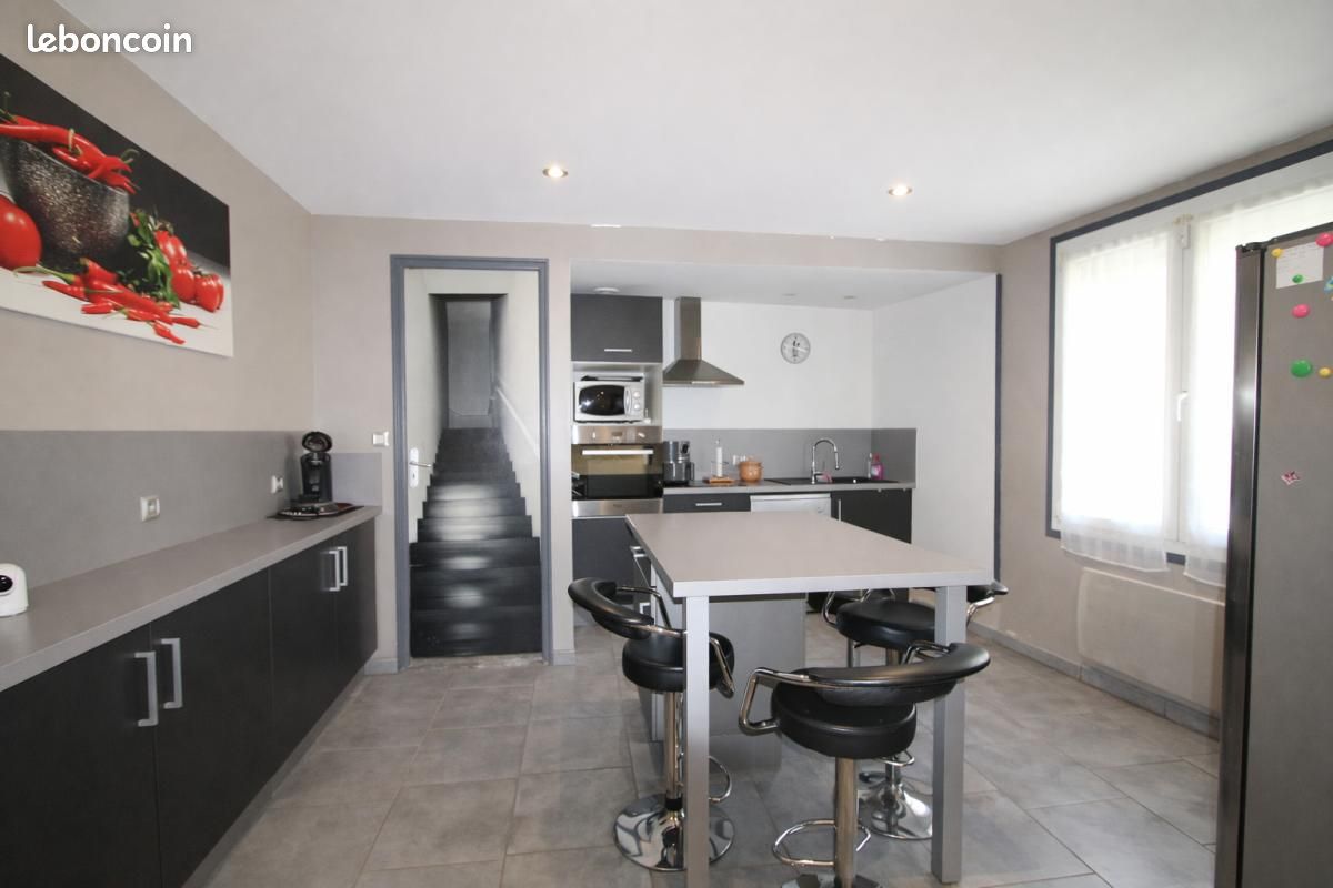 Maison 6 pièces 122 m² · à Pépieux · 122 m² · 135 000 €