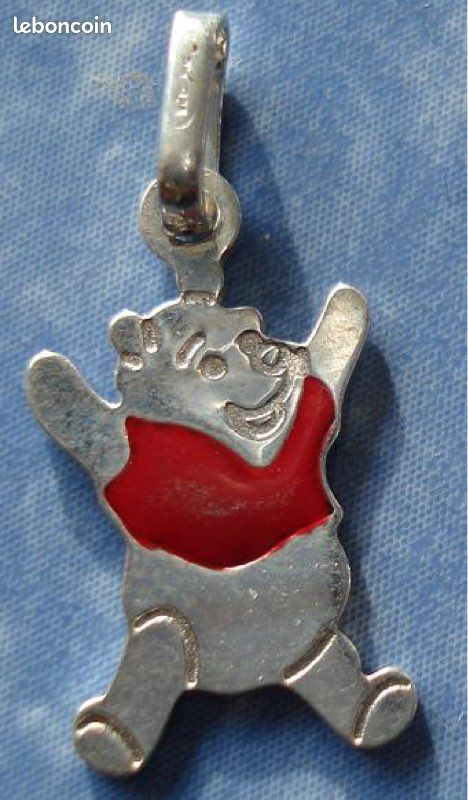 Pendentif Winnie l’ourson en argent (image 1)