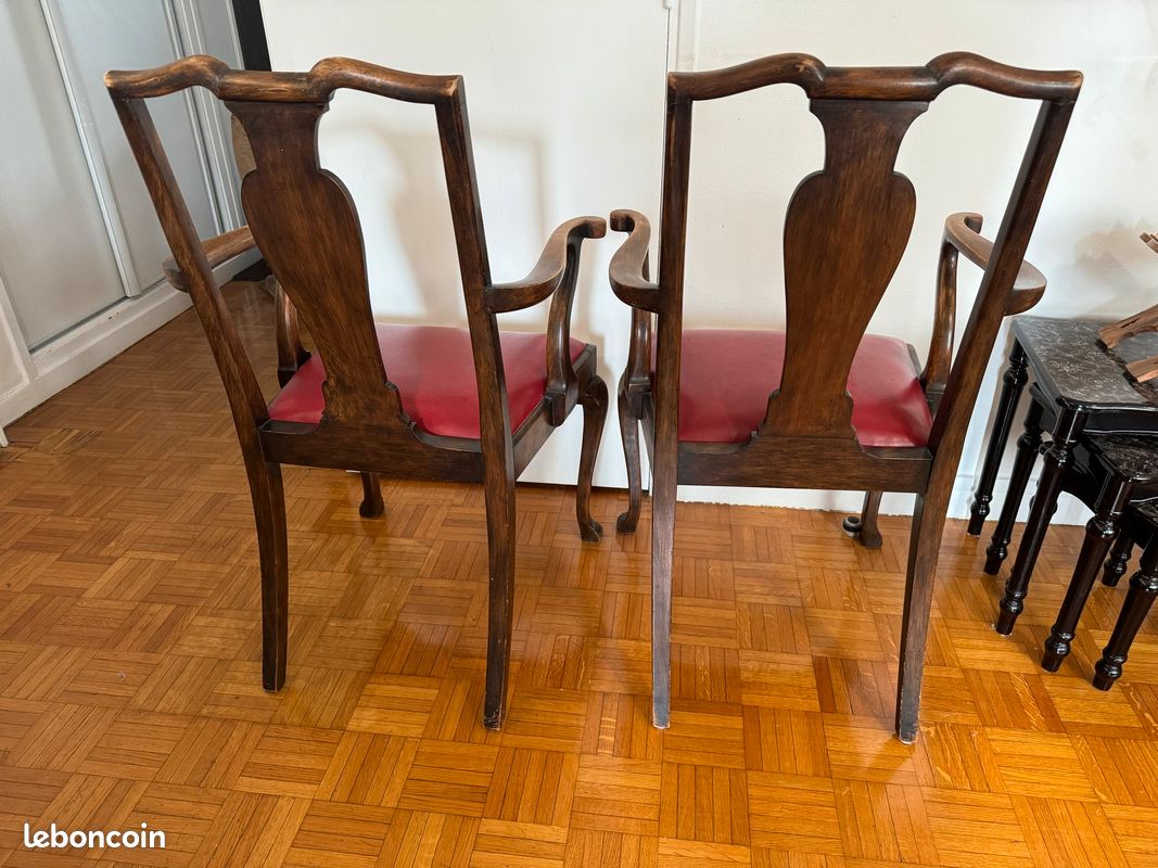 Chaises anciennes en bois (image 1)