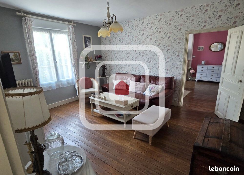Maison 7 pièces 195 m² · à Fère-en-Tardenois · 195 m² · 249 900 €